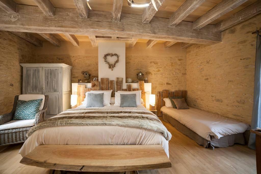 Le Clos Des Songes Saint-Leon-sur-Vezere Exterior photo