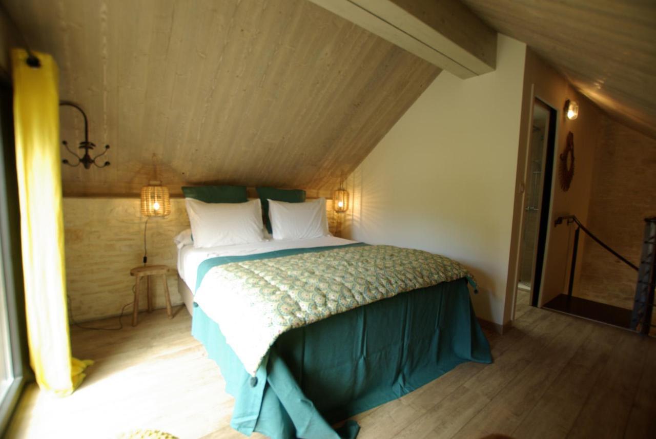 Le Clos Des Songes Saint-Leon-sur-Vezere Exterior photo