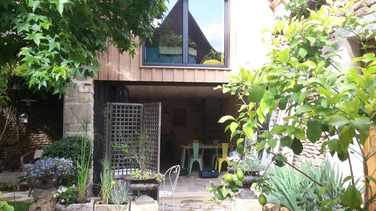 Le Clos Des Songes Saint-Leon-sur-Vezere Exterior photo