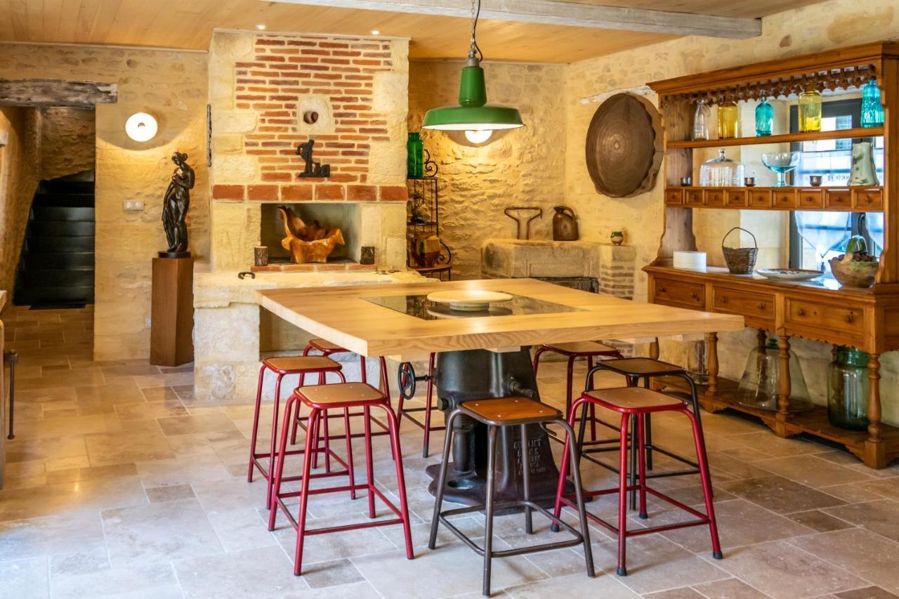 Le Clos Des Songes Saint-Leon-sur-Vezere Exterior photo
