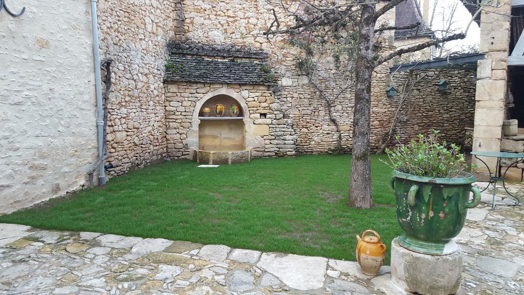 Le Clos Des Songes Saint-Leon-sur-Vezere Exterior photo