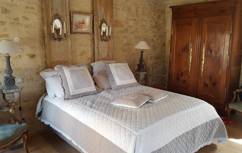 Le Clos Des Songes Saint-Leon-sur-Vezere Exterior photo